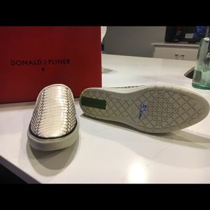 Meet your Posher, M. T.